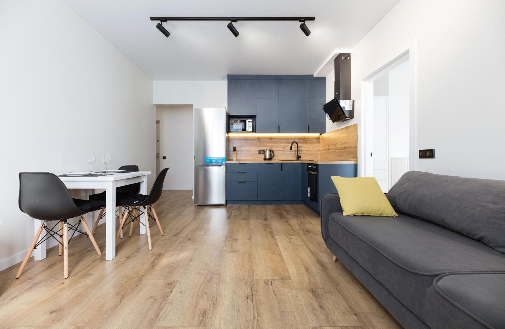 Квартири Люкс Метро Чернігівська Apartment เคียฟ ภายนอก รูปภาพ