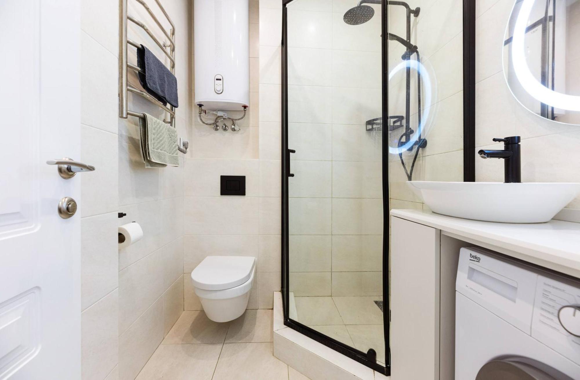 Квартири Люкс Метро Чернігівська Apartment เคียฟ ภายนอก รูปภาพ